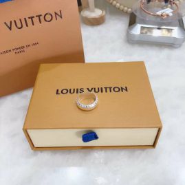 Picture of LV Ring _SKULVring02cly2712870